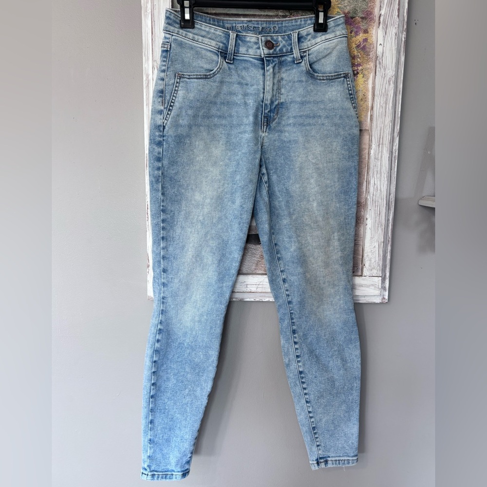 M Jeans By Maurices™ High Rise Skinny Lt Wash Size Regular Small (28) Stretch